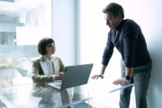 Chefprogrammiererin Evelyn Anders (Gwyneth Keyworth) glaubt, es war jemand aus den eigenen Reihen, der es ermöglicht hat, dass K7 die exklusive Kopie des Spiels stehlen konnte. Cray (Toby Stephens) kann diese Anschuldigung nicht ignorieren und entschließt sich, zu handeln.