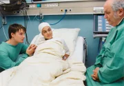 Nur widerwillig gibt Hassan der Liebe seiner Tochter Semra zu dem deutschen Freund seinen Segen.