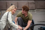 Kleiner Flirt: Charlottte und Nick.