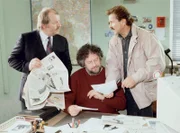 In der Zeitung ist ein Foto der toten Manuela Czermak erschienen. Thanner (Eberhard Feik), Hänschen (Chiem van Houweninge) und Schimanski (Götz George) wundern sich darüber, dass niemand das Kind zu vermissen scheint.