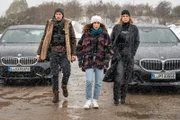 Das Team der SOKO Leipzig rückt an, um einen Mädchenhändlerring zu Fall zu bringen. Im Bild von links: Moritz, Kim und Ina.