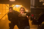 L-R: Michael Peña als Ponch, Dax Shepard als Jon.