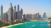 Von einem verschlafenen Ort mitten in der arabischen Wüste entwickelte sich Dubai zu einer der blühendsten und wohlhabendsten Städte der Welt.