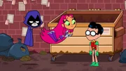 v.li.: Raven, Starfire, Robin.