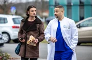 Dr. Matteo Moreau findet die Idee albern sich von Ivo Maric Blut abnehmen zu lassen.