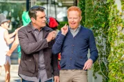 Ty Burrell (Phil Dunphy), Jesse Tyler Ferguson (Mitchell Pritchett).