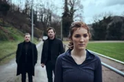 Tatort Lass sie gehen Irene Böhm als Emma Riedle, Richy Müller als Thorsten Lannert, Felix Klare als Sebastian Bootz