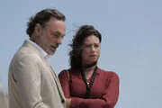 Thérèse (Sabine Vitua) vertraut sich Franck (Peter Benedict) an: Sie ist bankrott.
