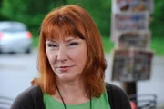 Bambergers Studienkollegin Hanna (Petra Auer-Frey).