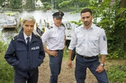 Skeptisch verfolgen Marlene Weber, Wolf Malletzke und Fahri Celik die Aussagen der Umweltaktivist:Innen im Camp an der Havel.