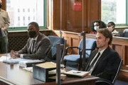 Luke Watkins (J. Alex Brinson, l.); Mark Callan (Wilson Bethel, r.)