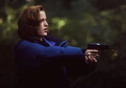 Dana Scully (Gillian Anderson)