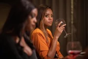 Ryan Wilder (Javicia Leslie, l.); Sophie Moore (Meagan Tandy, r.)