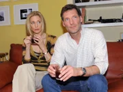 Iris (Kristin Meyer) und Alexander (Clemens L^hr) machen sich Gedanken um ihre Kinder. Besonders Lenny macht ihnen Sorgen...