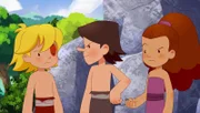 Lili und Tib verlieren ein Spiel und müssen eine Aufgabe erfüllen. Lad verlangt, dass sie eine Nacht alleine im Gruselwand verbringen.