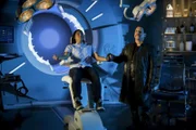 Cisco Ramon (Carlos Valdes, l.); Breacher (Danny Trejo, r.)