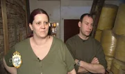 Oma Christa muss für ihr Einfamilienhaus noch eine Hypothek abbezahlen. Dabei bewohnt sie selbst nur eine kleine Dachkammer. Der Rest des Hauses wird von ihrer Familie mit Beschlag belegt, doch Miete wird keine gezahlt. Trödelexperte Otto Schulte muss hier erst einmal ein wenig Ruhe in die Familie bringen, bevor er sich ans Trödeln machen kann.