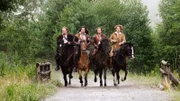 MDR FERNSEHEN DIE DREI MUSKETIERE TEIL 1, "D’Artagnan et les trois mousquetaires". Gemeinsam mit seinen Freunden Athos (Heino Ferch, 2.v.r.), Aramis (Grégori Derangère, r.) und Porthos (Grégory Gadebois, l.) will D’Artagnan (Vincent Elbaz) die Ehre der Königin wiederherstellen. (Foto für beide Teile)