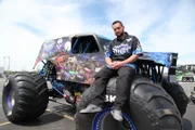 Ryan Anderson / Monster Truck Wheelie