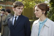 Endeavour Morse (Shaun Evans) braucht bei der Aufklärung des Falls Adrien Weiss die Hilfe von Reporterin Dorothea Frazil (Abigail Thaw).