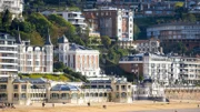 Einst eine Hafenstadt, heute ein exklusiver Wohnort: San Sebastian, von den Einheimischen Donostia genannt, entwickelte sich ab dem 19. Jahrhundert zum mondänen Seebad.