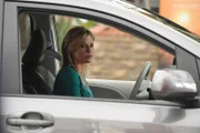 Claire Dunphy (Julie Bowen).