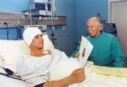 MDR Fernsehen IN ALLER FREUNDSCHAFT FOLGE 136, "Ein Vater für Jonas". Mit dem Medizinstudium und Fulltimejob in der Sachsenklinik und als alleinerziehender Vater mutet sich Vladi zu viel zu.