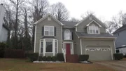As seen on House Hunters, home buying sisters, Teneka and Jennifer, currently share one bathroom in a small apartment located in Atlanta, Georgia.