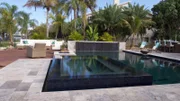 Fertiger Pool.