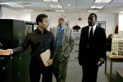 LAW & ORDER - NBC Series - 'Bible Story' - Pictured: Mark Feuerstein als Eric Speicher, Dennis Farina als Joe Fontana, Jesse L. Martin als Ed Green.
