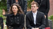 Die junge Witwe Gaby (Catrin Striebeck) mit ihrem Sohn Kevin (Enno Trebs).