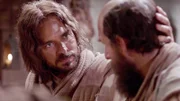 Jesus (Manolo Cardona, links) macht Simon (Andrés Parra, rechts) zu Petrus, dem Fels, auf dem er seine Kirche bauen will.