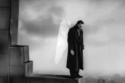Bruno Ganz als Engel Damiel in Wim Wenders Fantasy-Drama "Der Himmel über Berlin" (1987)