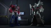 v.li.: Optimus Prime, Megatron.