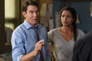 Harley Carter (Jerry O'Connell, l.) und Detective Sam Shaw (Sydney Tamiia Poitier)
