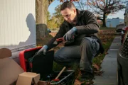 Der brasilianische Elektriker Felipe Barros Meira arbeitet in Luebeck