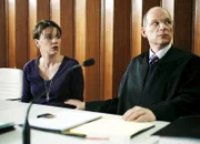 Gisa Zach als Nina, Alexander Bandilla als Anwalt.