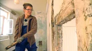 Die 30-jährige Myriam hat für sich und ihre beiden Hunde ein Schnäppchenhaus in Langgöns bei Gießen gekauft. 40.000 Euro hat sie für das 110qm große Haus samt dem 500qm großen Grundstück an den Vorbesitzer überwiesen.