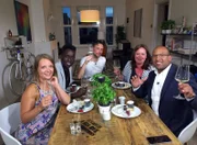 V.l.: Daniela, Gavin, Gastgeber Alexander, Gaby und Christian-Michael