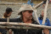 Yukon River, Alaska, USA: Marty Raney building a raft.