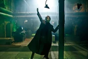 Ruprecht (Björn Harras) will mit allen Mitteln neuer Weihnachtsmann werden und glaubt, dass er kurz vor dem Ziel ist.