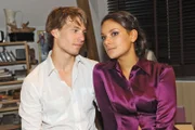 Obwohl Dominik selber vorschlägt, die Hochzeit wegen der Modemesse zu verschieben, wächst in ihm das Misstrauen, ob Jasmin ihn überhaupt heiraten will...