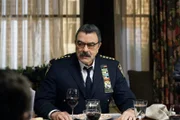 Frank Reagan (Tom Selleck)