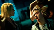 Annalisa 'Scianel' Magliocca (Cristina Donadio) und O' Track (Carmine Monaco)