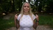 Stefanie (37) blickt positiv in die Zukunft. Mit ihrer Vergangenheit möchte sie abschließen.