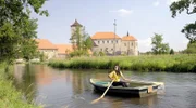 Clarissa nutzt alle Wege, um auf den Spuren von Aschenbrödel zu reisen.
