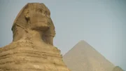 Mehrmals wird der Sphinx restauriert, das erste Mal im 2. Jahrtausend v. Chr.