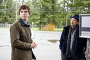 Dr. Shaun Murphy (Freddie Highmore, l.) und Dr. Aaron Glassman (Richard Schiff)