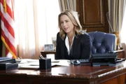 Elizabeth McCord (Téa Leoni)