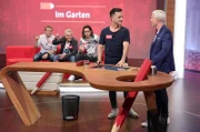 v.li. Heinrich del Core, Ingo Oschmann, Chako Habekost, Özcan Cosar und Guido Cantz.